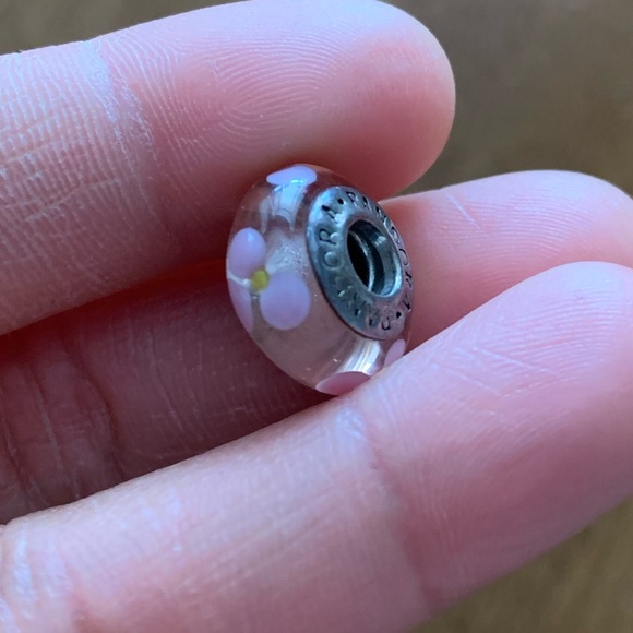 Retired Pandora Murano Glass Bead Charm w/ Multiple Pink Flowers ๐ธ - Picture 3 of 5